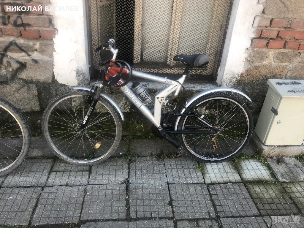 Велосипед      26     цола   .  4  броя  ., снимка 1