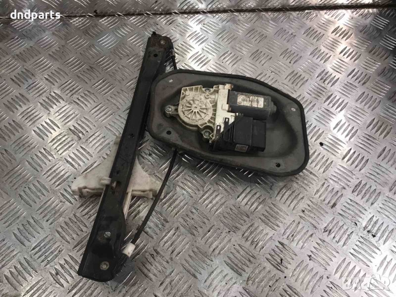 Заден десен стъклоповдигач VW Golf 5,2004г., снимка 1