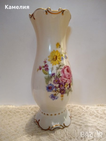 Порцеланова ваза , снимка 1