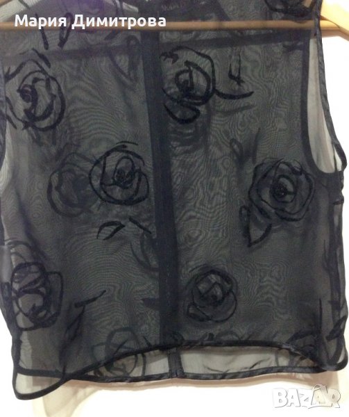 Модерен топ Moda per due с рози, снимка 1