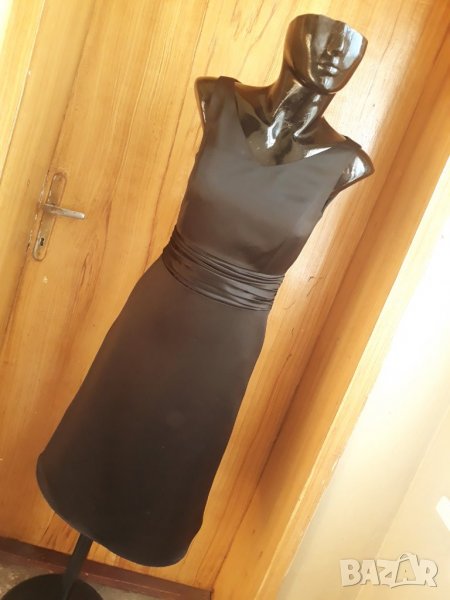 Черна елегантна рокля под коляно С, снимка 1