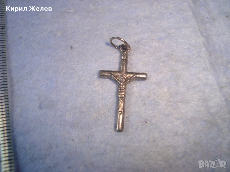 ПОСРЕБРЕНО МАЛКО НАГРЪДНО РАЗПЯТИЕ ДВУСТРАННО МЕТАЛНО КРЪСТЧЕ 21346, снимка 1