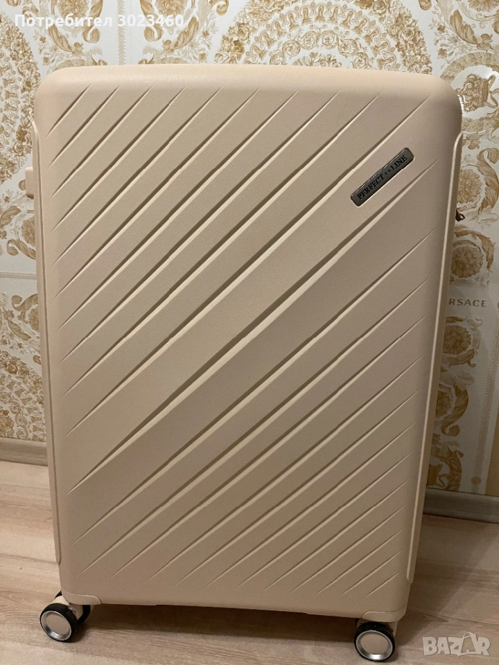 Чисто нов куфар - голям размер , снимка 1