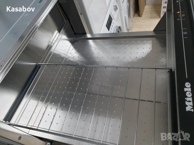 Miele Подгряващо Чекмедже с Дръжка за Вграждане в Кухня 29cm, снимка 6 - Печки, фурни - 54003045