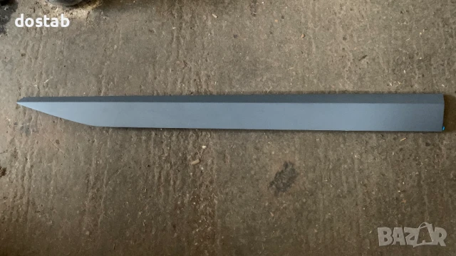 Лайсна за предна дясна врата на Шкода Суперб 3