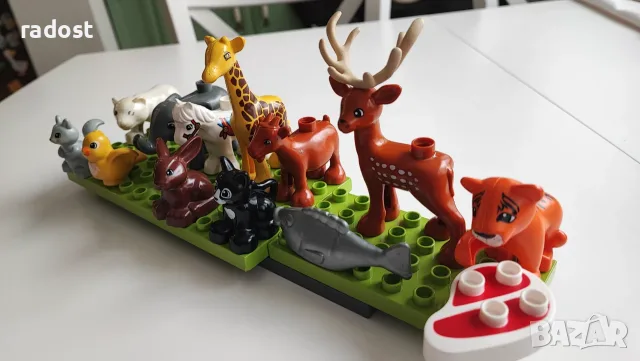 Колекция от оригинални животни LEGO DUPLO (11 фигурки + аксесоари и 3 подложки)