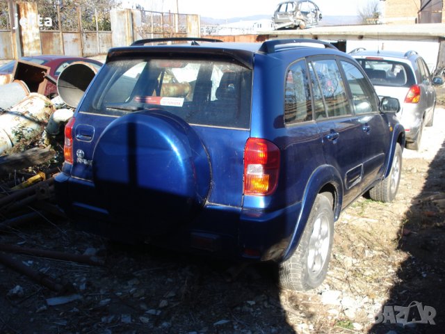 Toyota RAV4 2.0vvti 150kc 4x4 на части , снимка 3 - Автомобили и джипове - 30953370