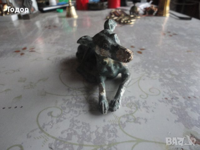 Малка бронзова пластика куче хрътка 19 век , снимка 5 - Колекции - 39947376