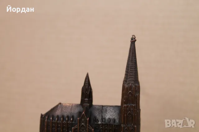 Античен Немски декоративен часовник с ''Кьолнската катедрала'', снимка 5 - Антикварни и старинни предмети - 49849092