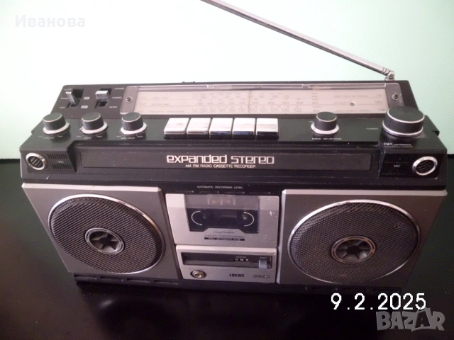 Продавам радиокасетофон Loewe , снимка 3 - Радиокасетофони, транзистори - 52653284