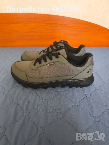 туристически обувки