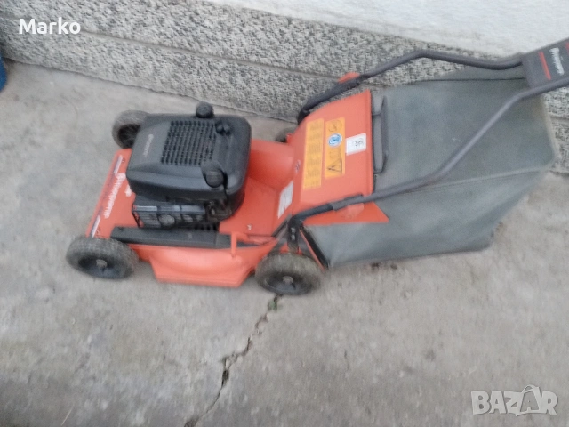 Бензинова косачка Husqvarna , снимка 2 - Градинска техника - 54240938