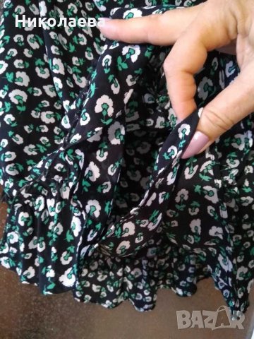 Къса пола с двупластова асиметрична предница с къдри,М/L, снимка 2 - Поли - 29880697