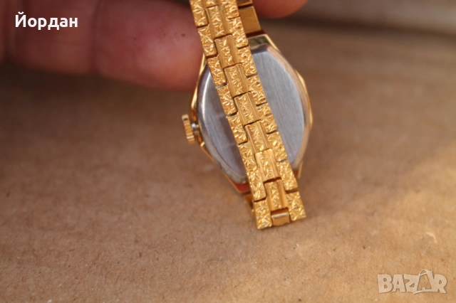 Дамски позлатен СССР часовник ''Луч'' , снимка 5 - Дамски - 52630542