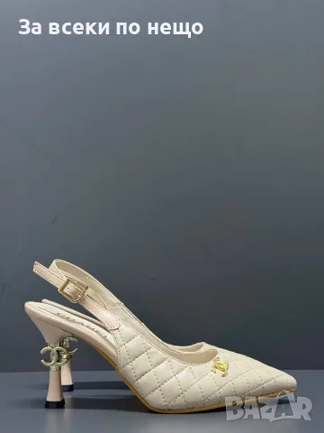 Chanel Елегантни Дамски Обувки С Капитонирана Кожа И Златно Лого На Токчето Код SEM-398, снимка 9 - Дамски обувки на ток - 55867540