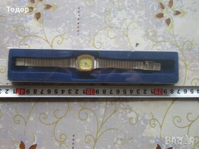 Швейцарски дамски кварцов часовник Роял