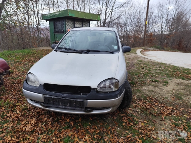 Опел Корса 1.0 на части , снимка 11 - Автомобили и джипове - 52495189