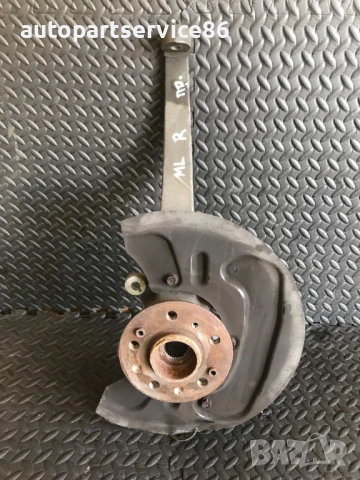 Главина предно дясно колело 3.0 CDI за Mercedes ML W164 (2011)