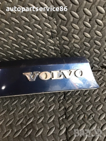 Декоративна лайсна за задна лява броня син цвят за Volvo C70 (2001) 8600109, снимка 2 - Части - 54029455