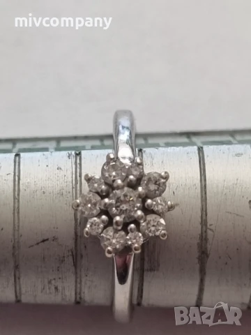 Златен пръстен с диаманти  1.78гр.18К(бяло злато)+сертификат, снимка 2 - Пръстени - 51357986