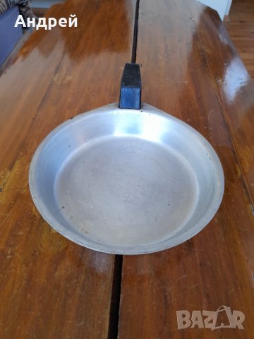 Стар алуминиев омлетен тиган,тиганче, снимка 2 - Други ценни предмети - 32131356