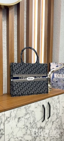 чанти christian dior , снимка 5 - Чанти - 51029759