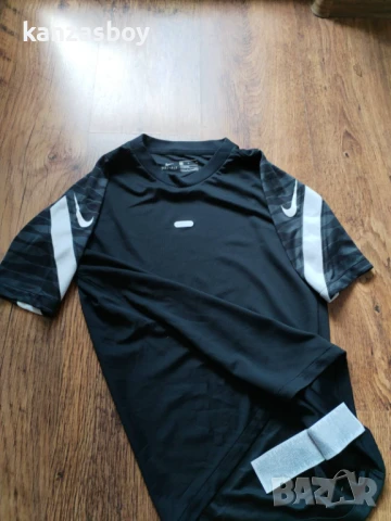 Nike Dri-FIT - страхотна юношеска тениска 147-158см., снимка 8 - Детски тениски и потници - 50449538