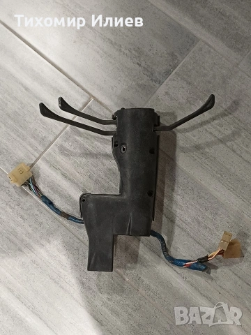 Лост за светлини и мигачи за ВАЗ 2103 , снимка 2 - Части - 53308518