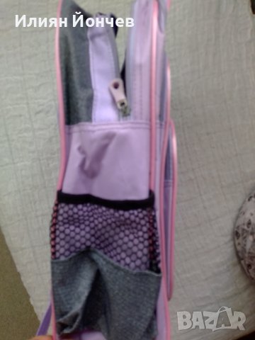 Продаваме нова раница (единия цип е повреден), снимка 4 - Спортна екипировка - 37500735