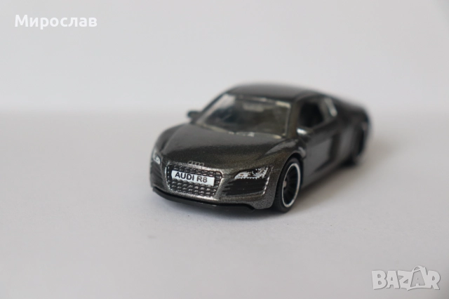 1/64 MATCHBOX AUDI R 8 КОЛИЧКА МОДЕЛ, снимка 3 - Колекции - 52919181