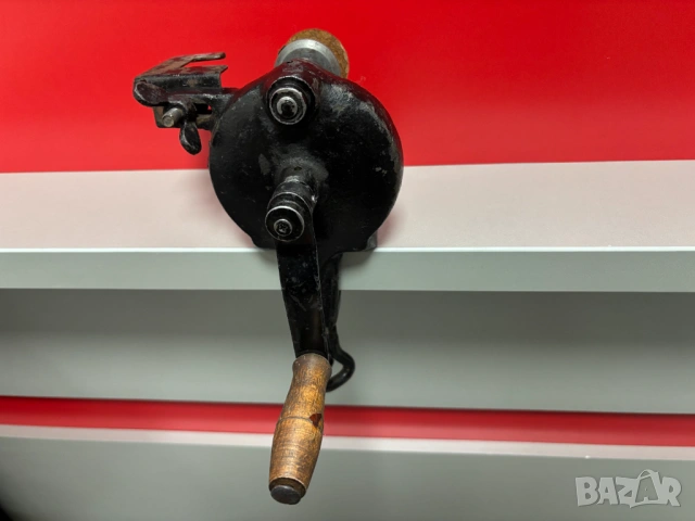 Стар, здрав, работещ Ръчен Шмиргел, снимка 3 - Други инструменти - 48779090