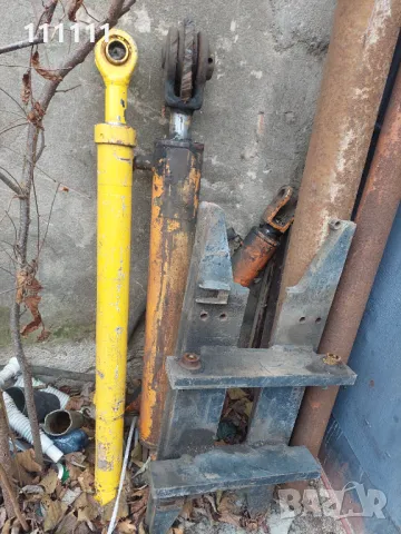 Продавам хидравлични цилиндри  52см. обща дължина,  140см. и други , снимка 9 - Селскостопанска техника - 17670149