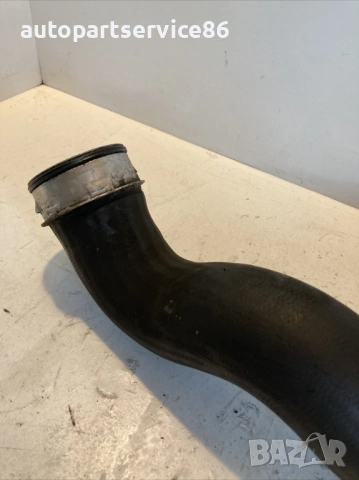 Маркуч за интеркулер за Mercedes W211 V6 E280 CDI (2007) A2115282682, снимка 3 - Части - 53986044