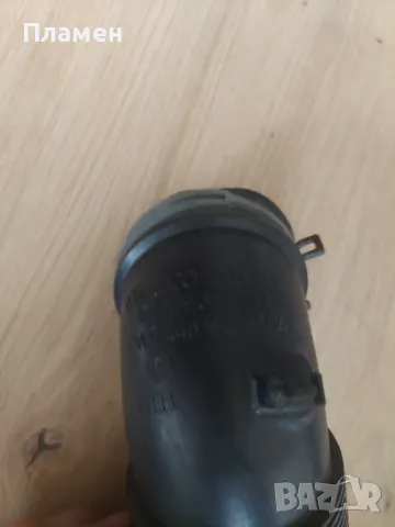 Въздуховод за VW и Audi 2.0 tdi, снимка 3 - Части - 48808901