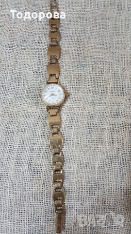 Позлатен дамски руски механичен часовник "Чайка", снимка 4 - Антикварни и старинни предмети - 31180232