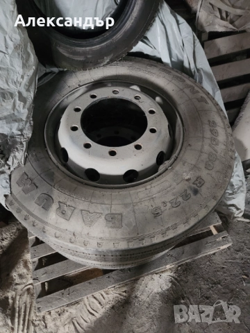 Предни гуми 295 80 22.5 Barum, снимка 3 - Гуми и джанти - 52217786