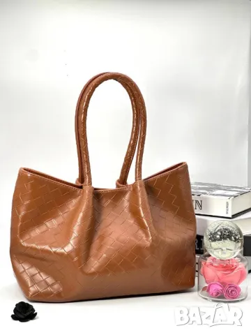 чанти bottega veneta , снимка 3 - Чанти - 49522063