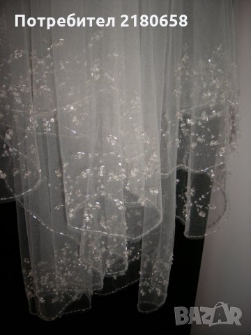 Сватбена рокля и Воал-оригинални от колекцията на Demetrios, снимка 15 - Сватбени рокли - 29671623