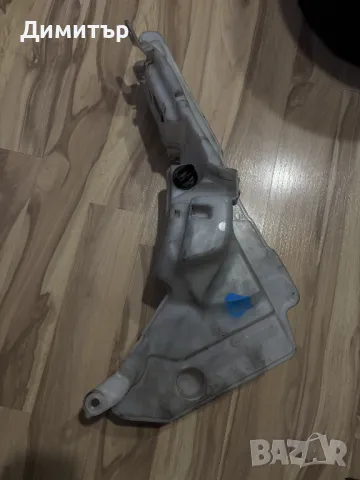 казанче за течност за чистачки Audi A6 C6 4F, снимка 4 - Части - 49424737