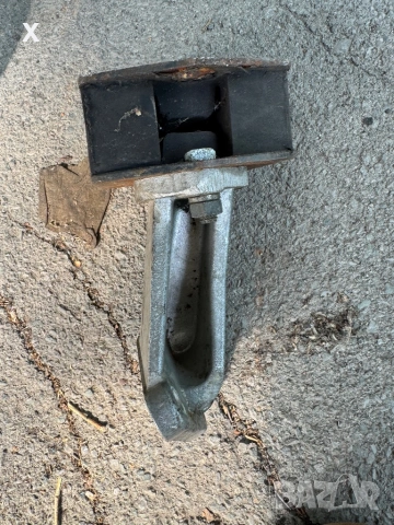 ТАМПОН ДВИГАТЕЛ МОСКВИЧ СЪС ЛЯВА СКОБА 2141-1001020 НОВ ОРИГИНАЛЕН, снимка 3 - Части - 53971788