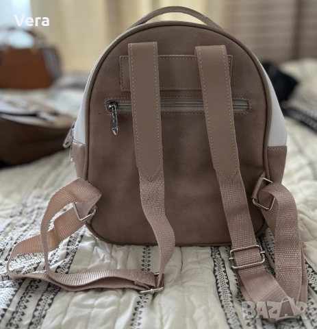 Дамска кожена раница, снимка 3 - Раници - 51953498