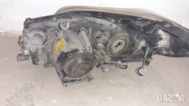 Фар десен за Toyota Land Cruiser Fj150 (2009-2014г) xenon, снимка 3 - Аксесоари и консумативи - 38428400