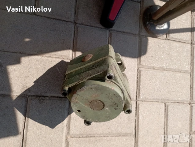 Хидравлична помпа , снимка 2 - Хидравлични и пневматични чукове - 51342722