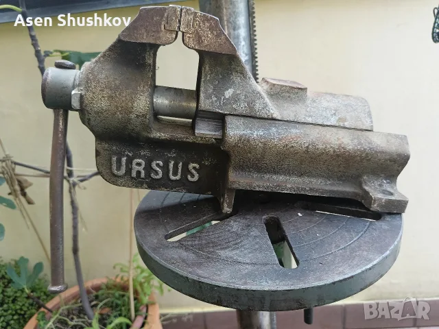 Менгеме URSUS  N°3, Италия 