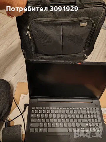 Лаптоп Lenovo v15