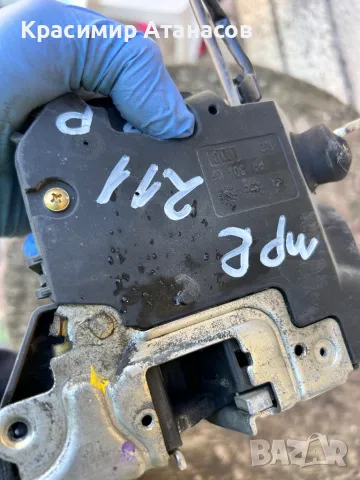 Брава врата предна дясна за Мерцедес Е-класа W211.2002-2007г, снимка 4 - Части - 47891715