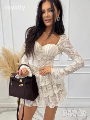 Бяла дантелена рокля гащеризон