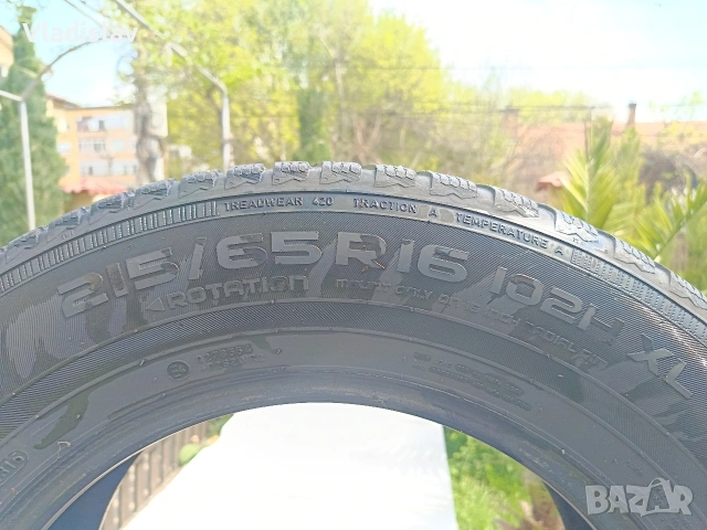 Nokian 215/65r16, снимка 3 - Гуми и джанти - 54226207