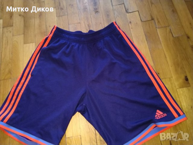 Адидас къси гащета шорти с два джоба отстрани размер С, снимка 1