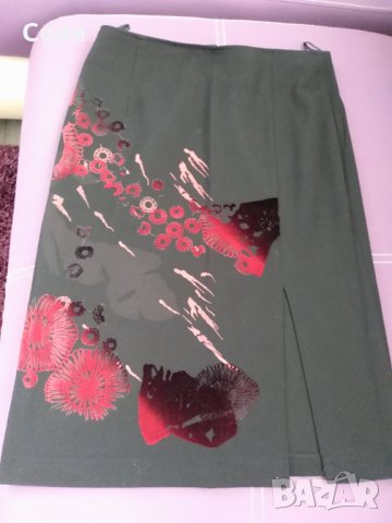 Дамски дънки и  поли, снимка 13 - Дънки - 31297510